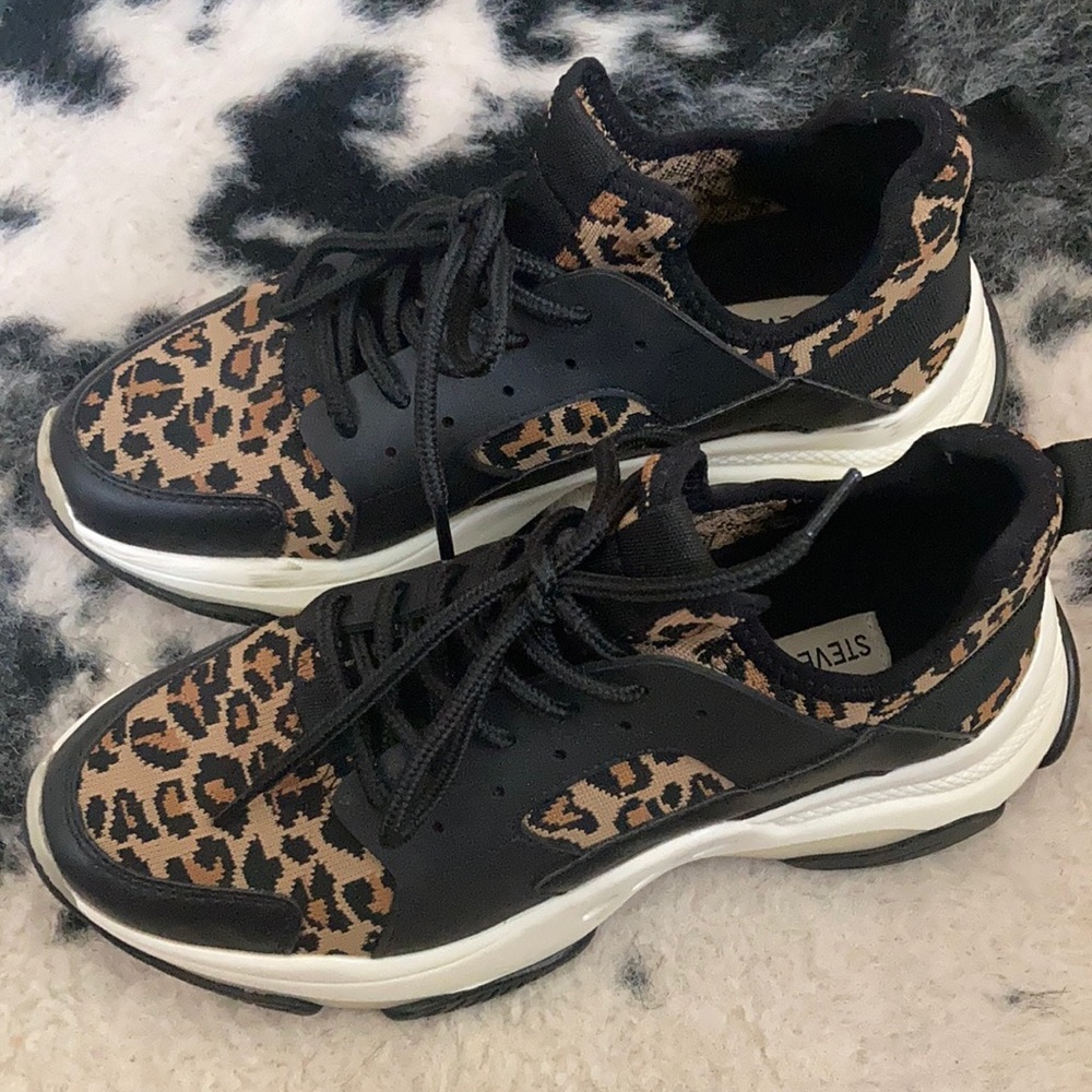 Leopard Steve Madden Sneakers